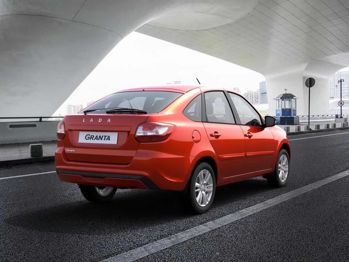 Автоэксперт Шапарин назвал Lada Granta без АБС самой опасной машиной на дороге Автоэксперт Шапарин назвал Lada Granta без АБС самой опасной машиной на дороге