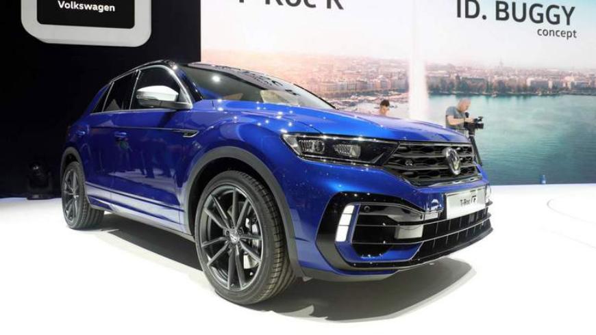 Volkswagen начал прием заказов на кроссовер T-Roc R