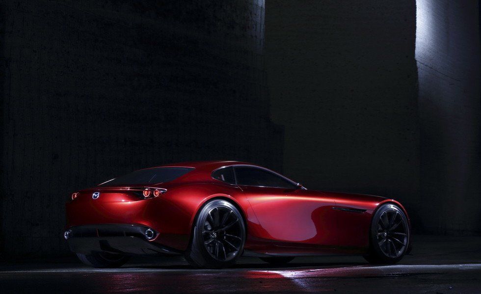 Появились фото Mazda RX-9