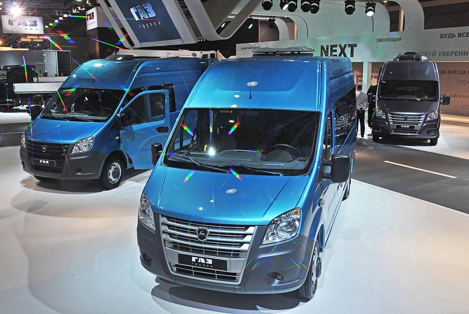 «Группа ГАЗ» представила новый микроавтобус на полностью электрической тяге