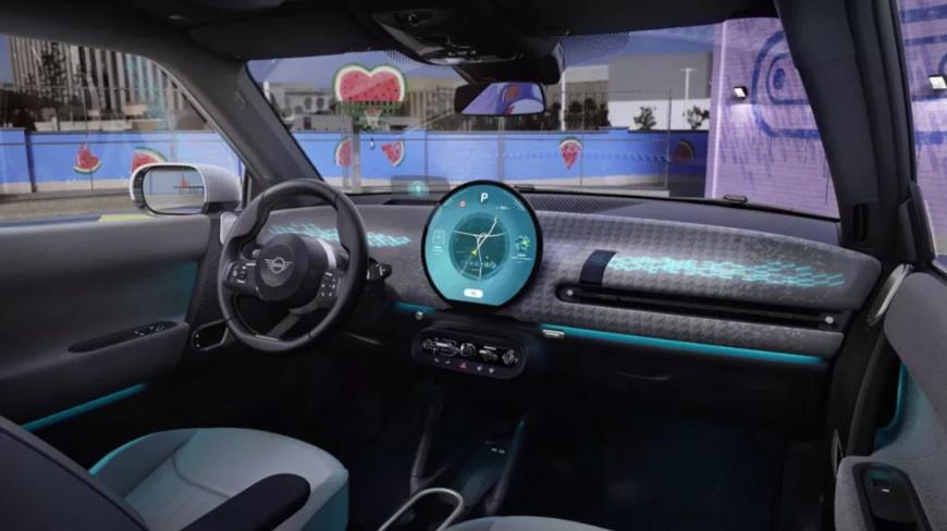 Обновлённый интерьер Mini Cooper EV 2024 года впервые показали на фото 