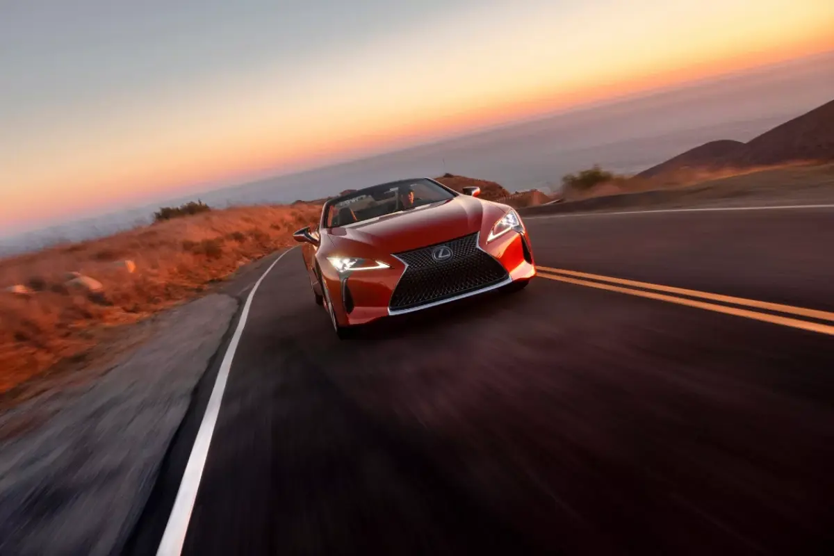 Представлена обновленная версия спортивного Lexus LC 