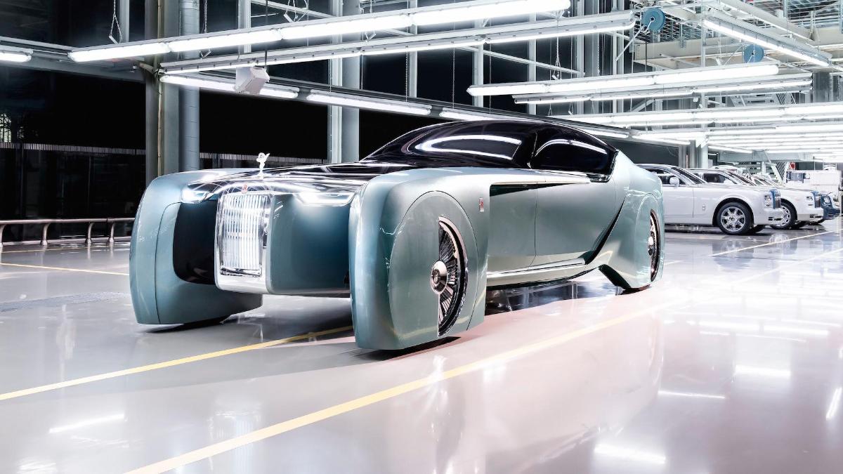 Появились новые подробности о первом электромобиле Rolls-Royce 