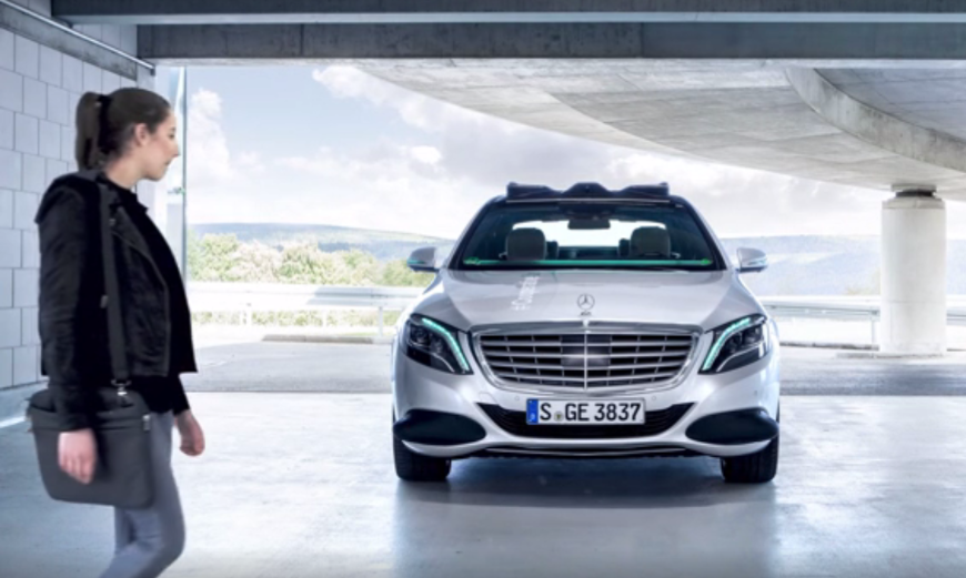  Mercedes-Benz «научит» беспилотные авто общаться с людьми