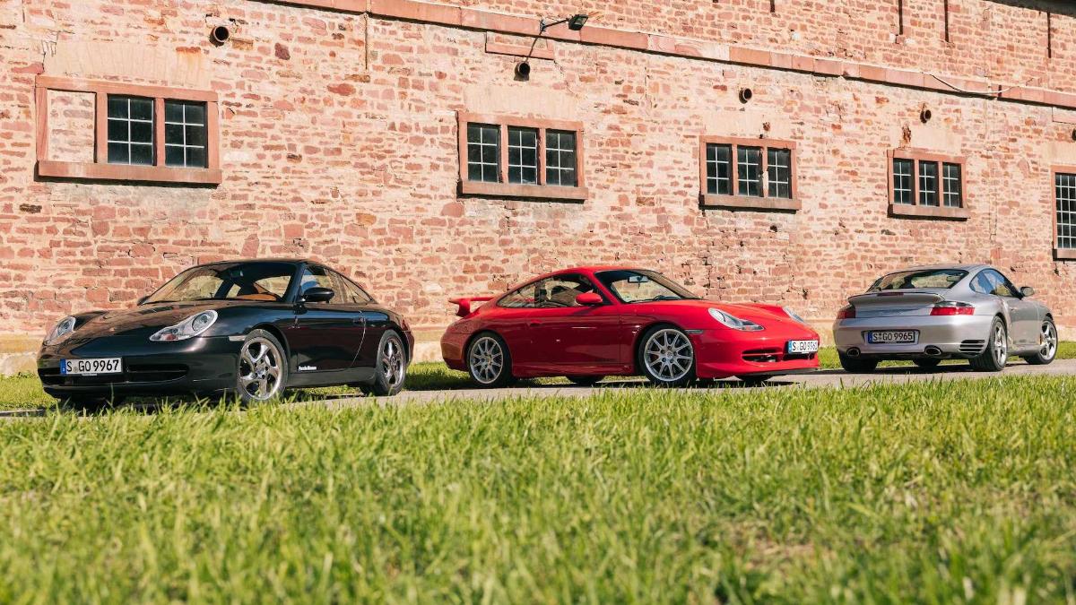 Porsche решила отметить 25-летие Porsche 911 поколения 996