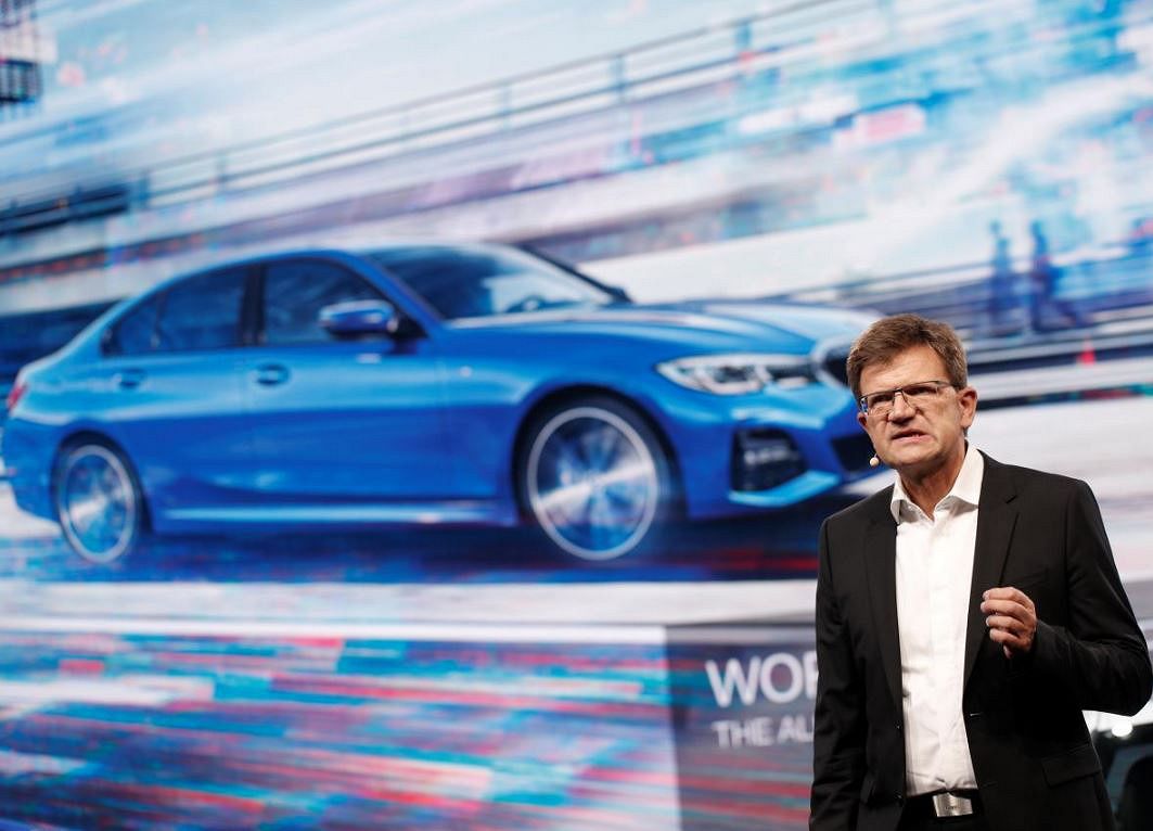 BMW может заставить собственные гибриды использовать электротягу в специальных зонах