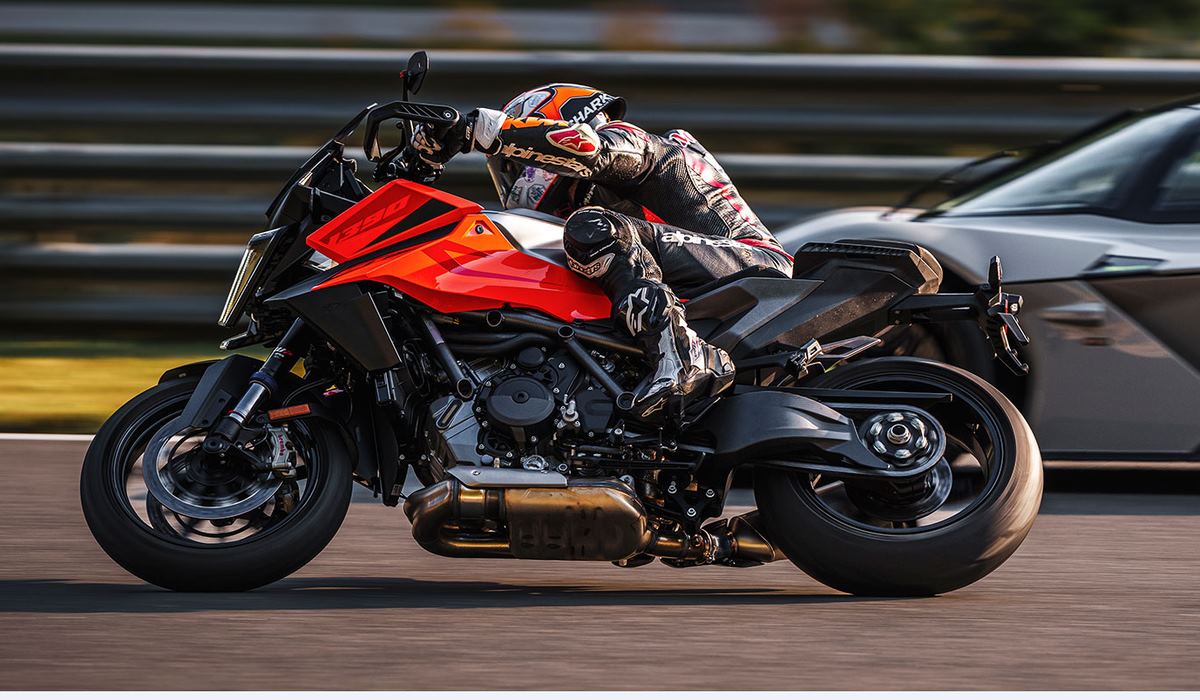 KTM 1390 Super Duke GT появится в дилерских центрах России весной 2025-го