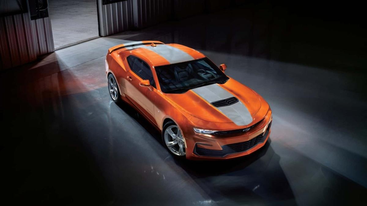 Chevrolet Camaro представлен в эксклюзивном исполнении Vivid Orange Edition 