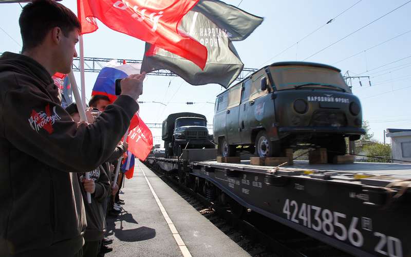 Россияне передали более 300 автомашин бойцам СВО в рамках проекта «Всё для победы!»