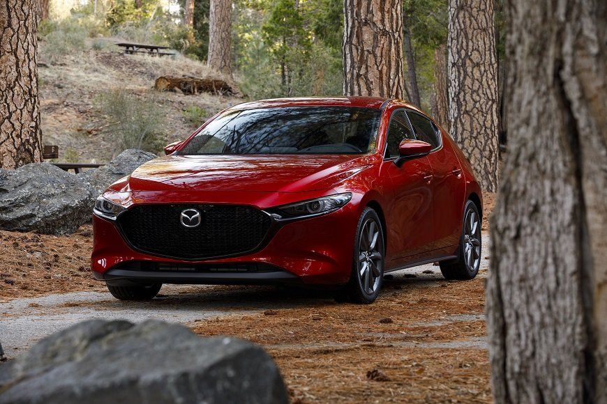 «Умная» система торможения Mazda 3 стала причиной отзыва авто 