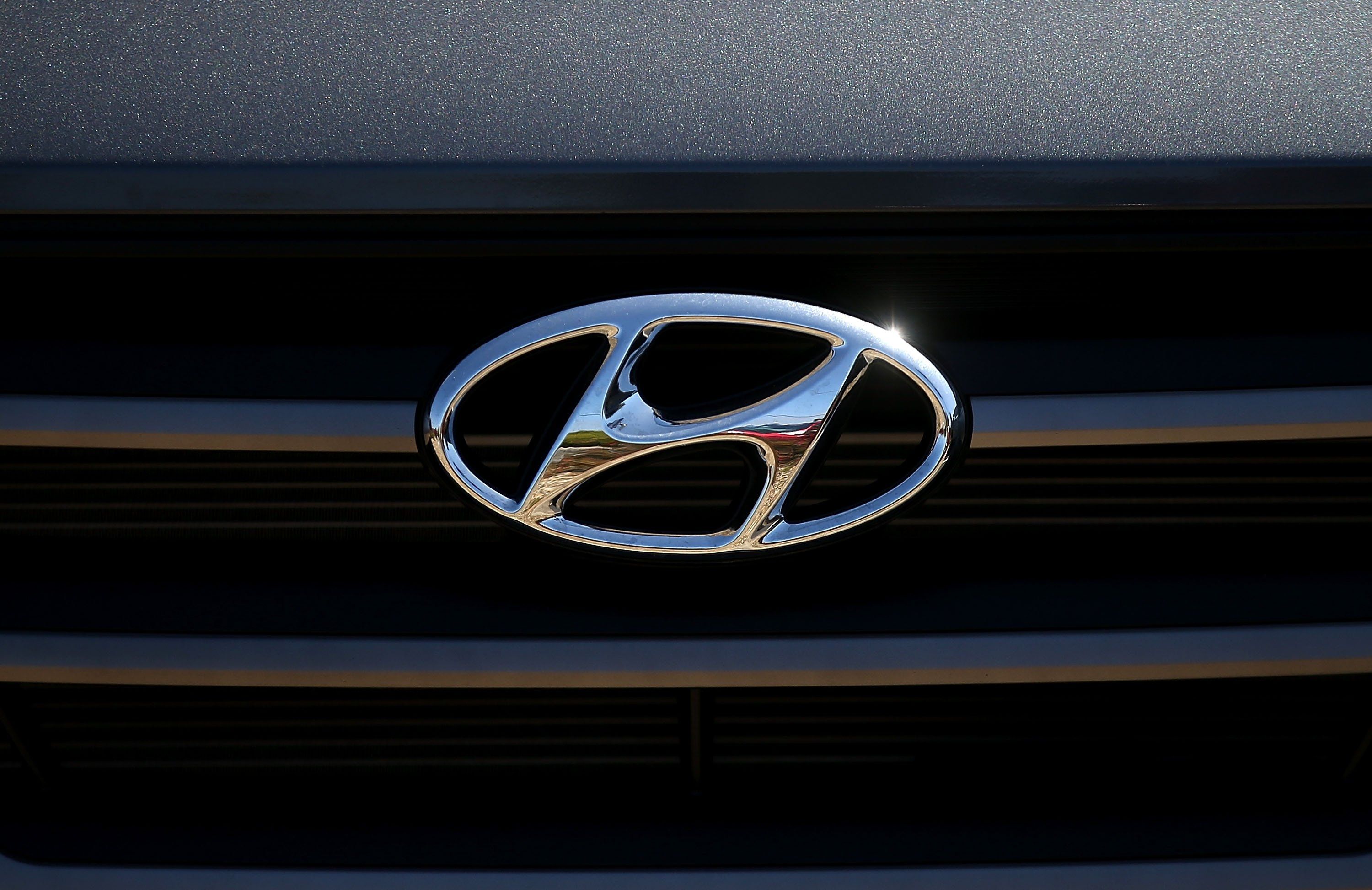 Значок хендай. Hyundai Casper. Hyundai logo. Значок автомобиля Хендай. Hyundai логотип на авто.