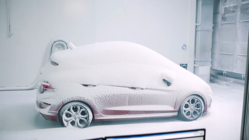 Ford представил собственную «Фабрику погоды» для тестов автомобилей