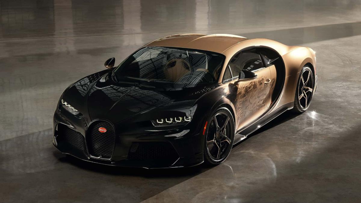 Представлена золотая версия гиперкара Bugatti Chiron