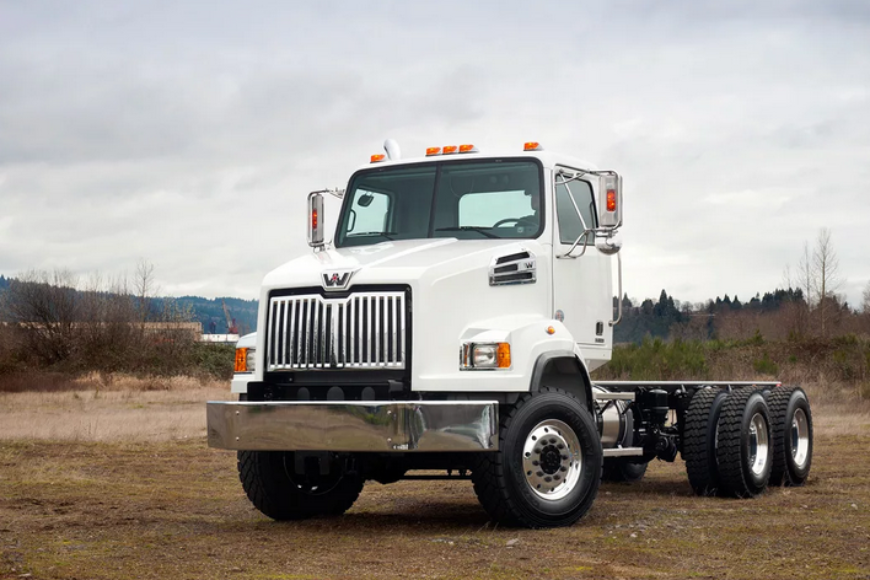Компания Western Star подготовила обновления для грузовиков серии 4700