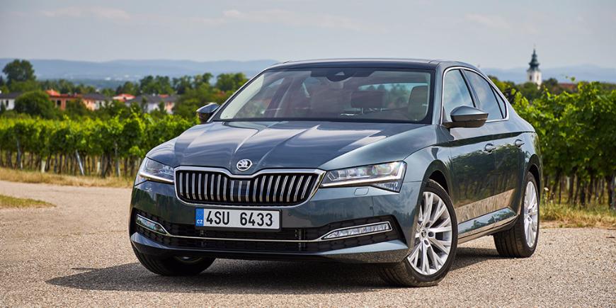 Skoda назвала российские прайсы обновленного Skoda Superb