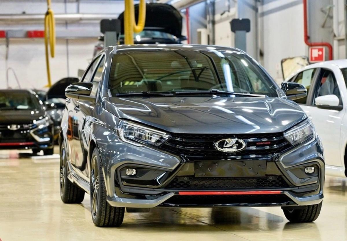 Дилер назвал основную аудиторию новой Lada Vesta Sport