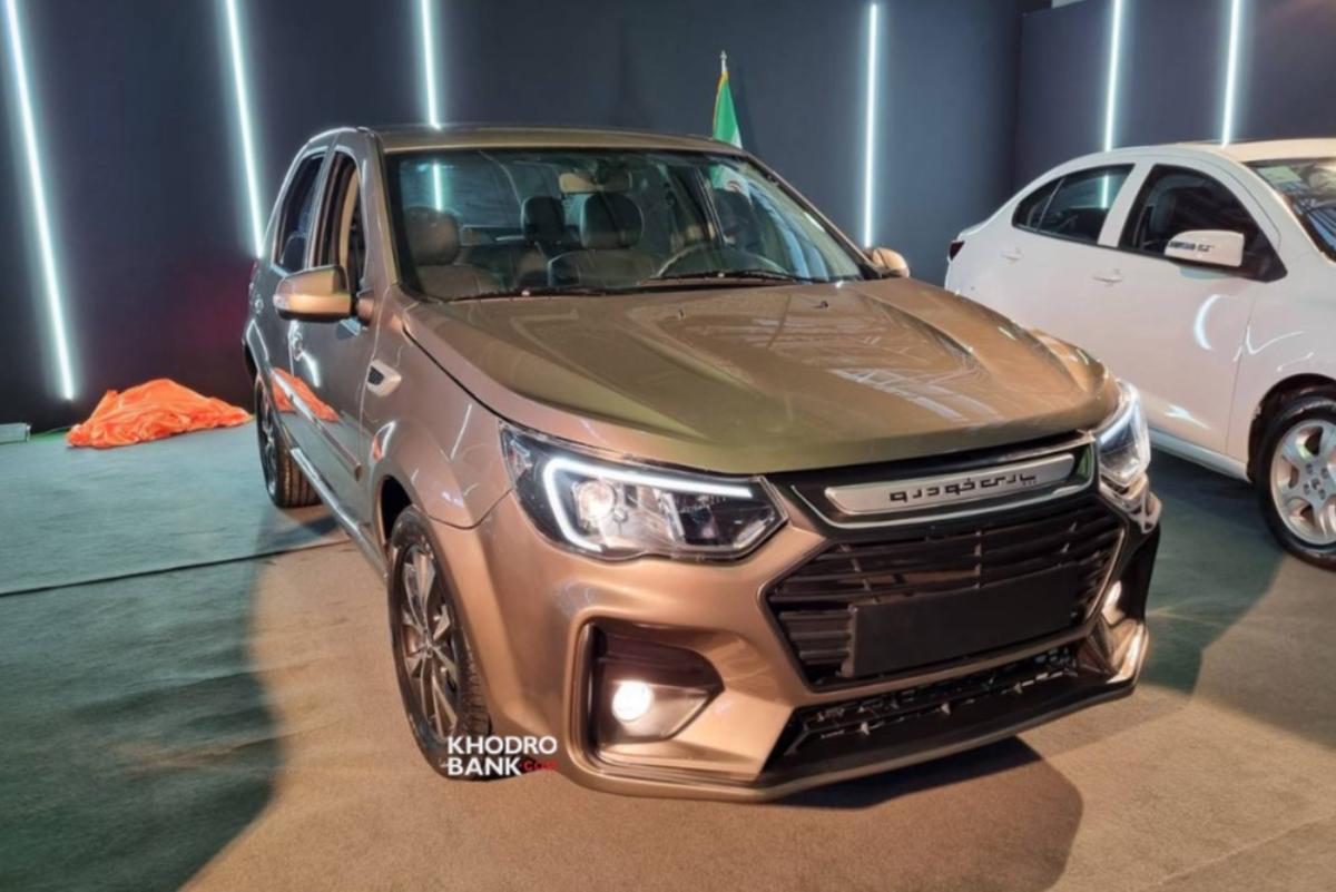 Иранская Saipa теперь производит усовершенствованный «первый» Renault Logan Иранская Saipa теперь производит усовершенствованный «первый» Renault Logan