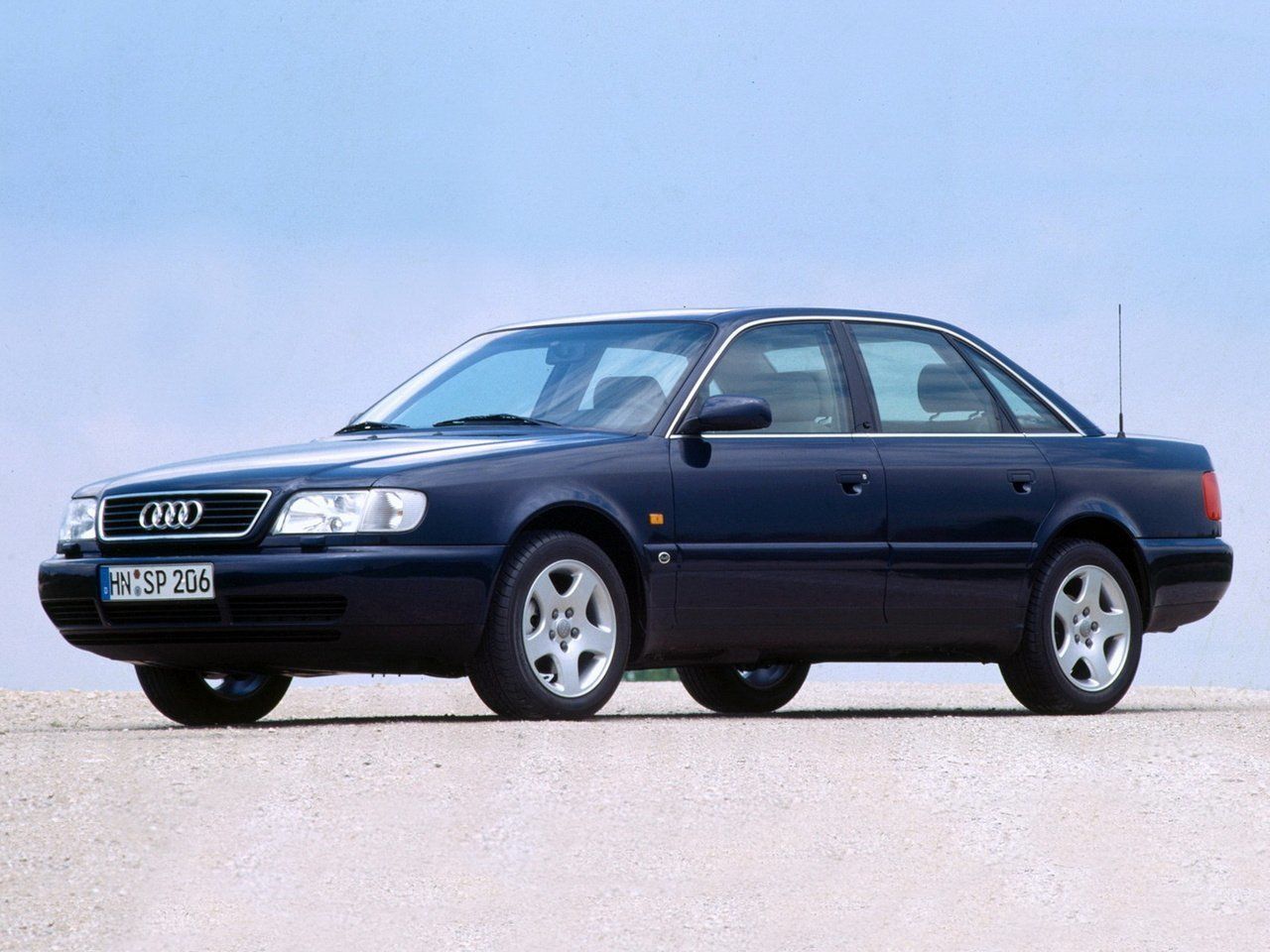 Ауди первого поколения. Audi a6 c4. Audi a6 c4 1994-1997. Ауди а6 с4. Audi a6 c4 1995.