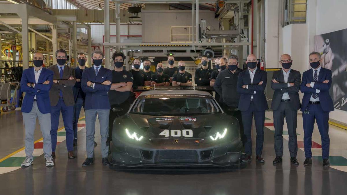 Компания Lamborghini объявила о производстве 400-го гоночного спорткара Huracan