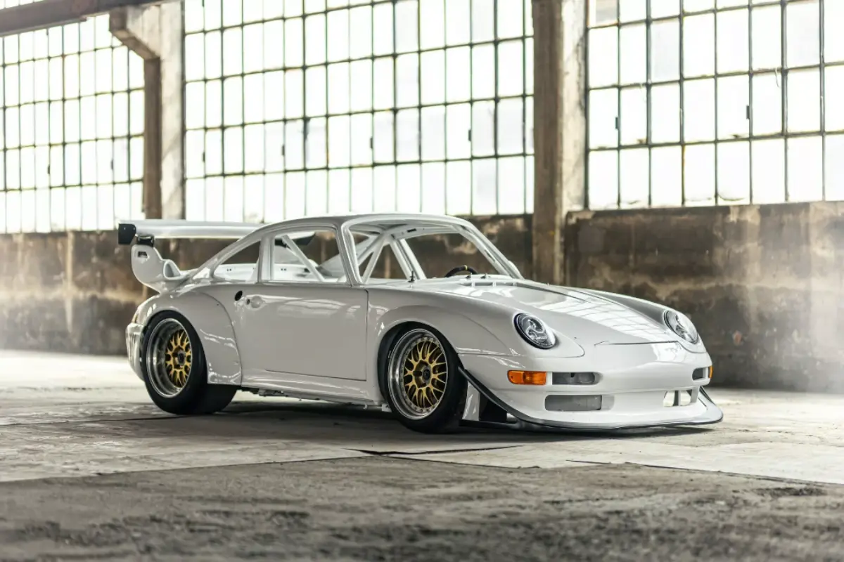 Об этой версии Porsche 911 вы точно никогда даже не слышали. Машина продается на аукционе Об этой версии Porsche 911 вы точно никогда даже не слышали. Машина продается на аукционе