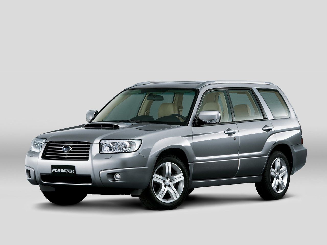 Subaru Forester II Рестайлинг 2005 – 2008 Универсал 5 дв.: кузов, класс,  тип и объём двигателя, коробка передач, разгон, фото - CarsWeek.ru