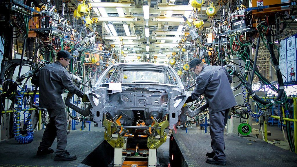 Завод Nissan в Петербурге планирует возобновить выпуск авто с 18 мая