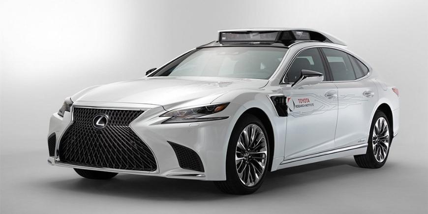 Lexus показал концептуальную версию нового беспилотника