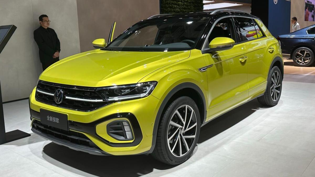 В России нашлись в продаже новые Volkswagen T-Roc из КНР по цене от 2,8 млн