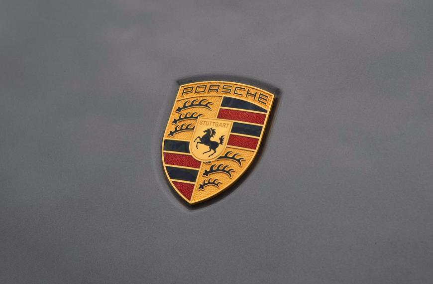 Porsche собирается выпускать специальные электромобили для разных стран