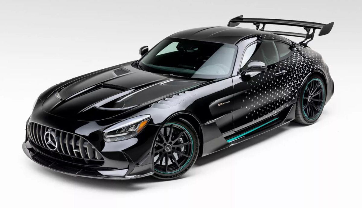 Редкий Mercedes-AMG GT Black Series P One Edition выставлен на аукцион 