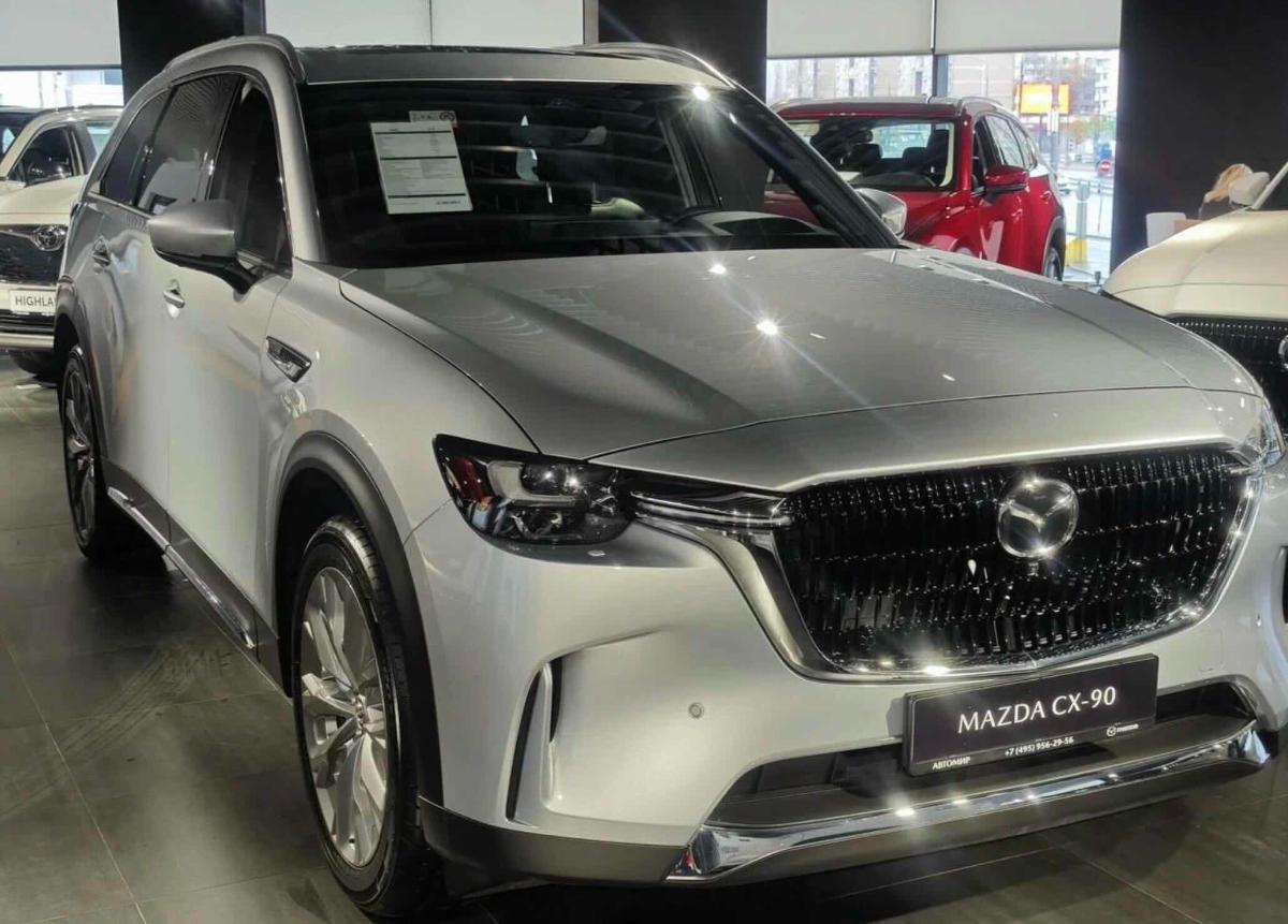 В России продают новые кроссоверы Mazda CX-90: стоят дорого 