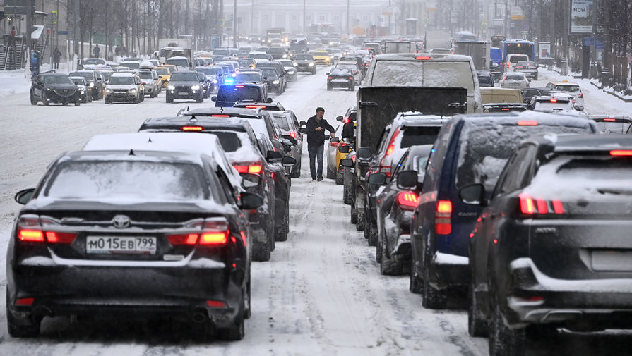 Эксперт «ЗР» перечислил частые проблемы российских водителей зимой