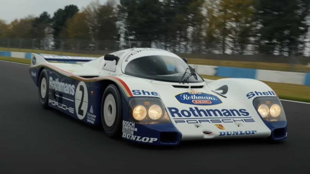 Посмотрите, как Стиг доводит до предела гоночный автомобиль Rothmans Group с Porsche 962