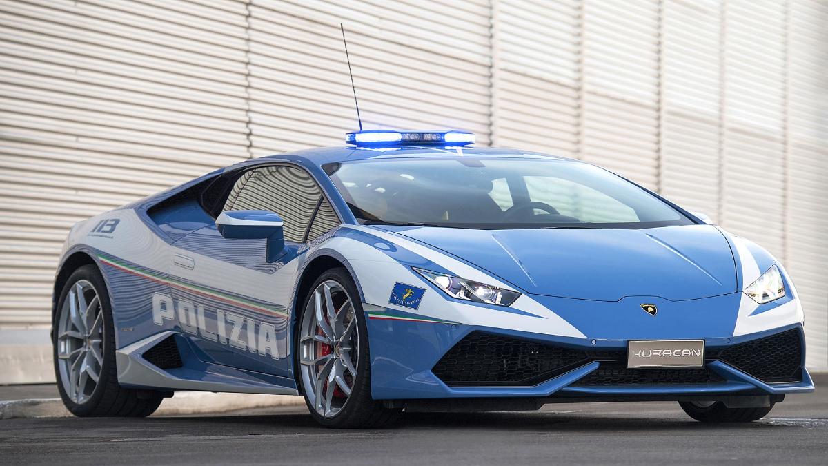 Полицейский Lamborghini Huracan успешно использован для доставки органов