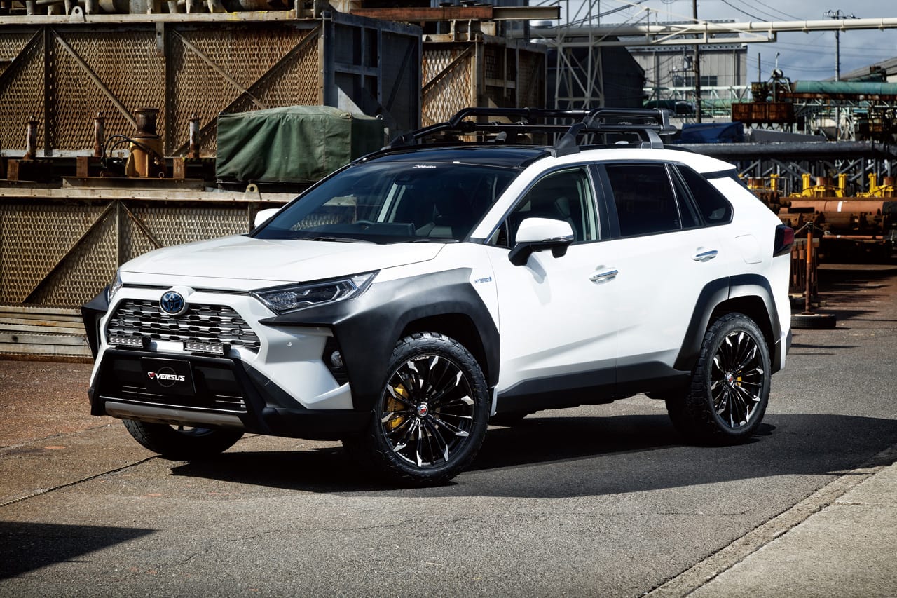 Toyota RAV4 вновь обрела индивидуальность