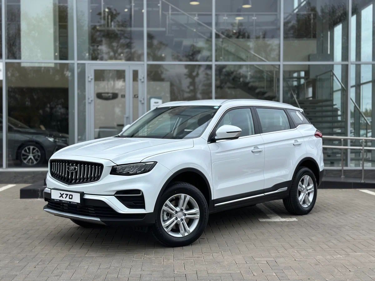 Битва авто: Geely Cityray быстрее и экономичнее, но Belgee X70 дешевле на 300 000 рублей