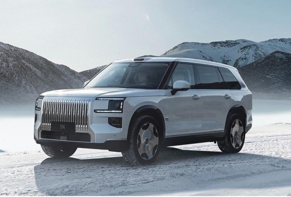 В Узбекистане запустили официальные продажи Zeekr 9X за 7,8 млн рублей