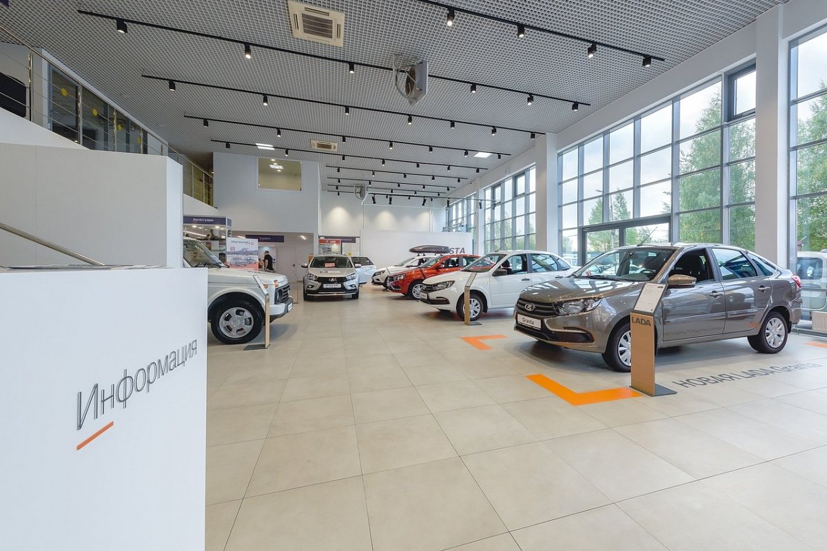 Автомашина LADA Granta стала самой продаваемой моделью АВТОВАЗа в октябре 2022 года