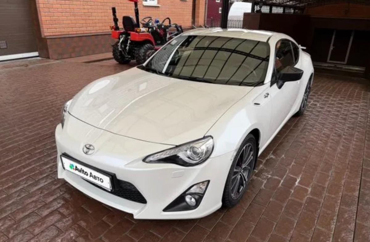 В Новой Москве на продажу выставили «капсулу времени» Toyota GT86