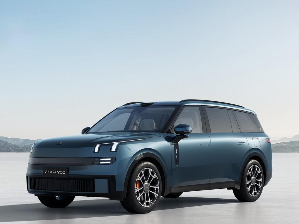 В РФ зафиксирован рост продаж автомобилей марки Lynk & Co