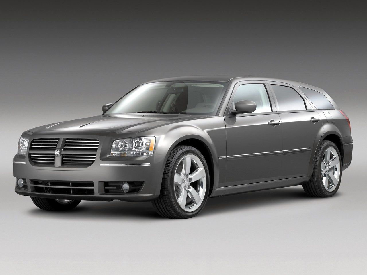 Dodge Magnum RT 2005