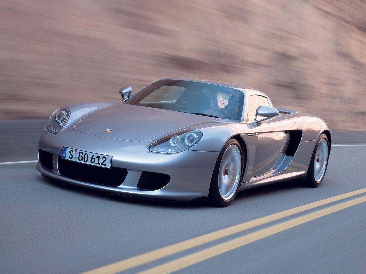 Фото porsche carrera gt