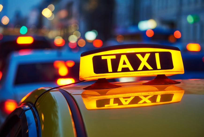 В Минтрансе предложили запретить работать в такси гражданам с судимостью