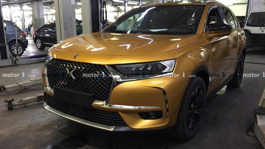 Флагманский кроссовер DS 7 Crossback заметили в России