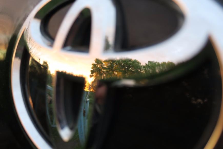 Названы самые продаваемые в России авто марки Toyota
