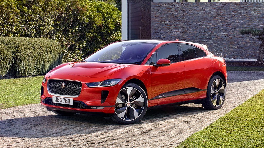 Jaguar с помощью прошивки увеличит запас хода кроссоверов I-Pace