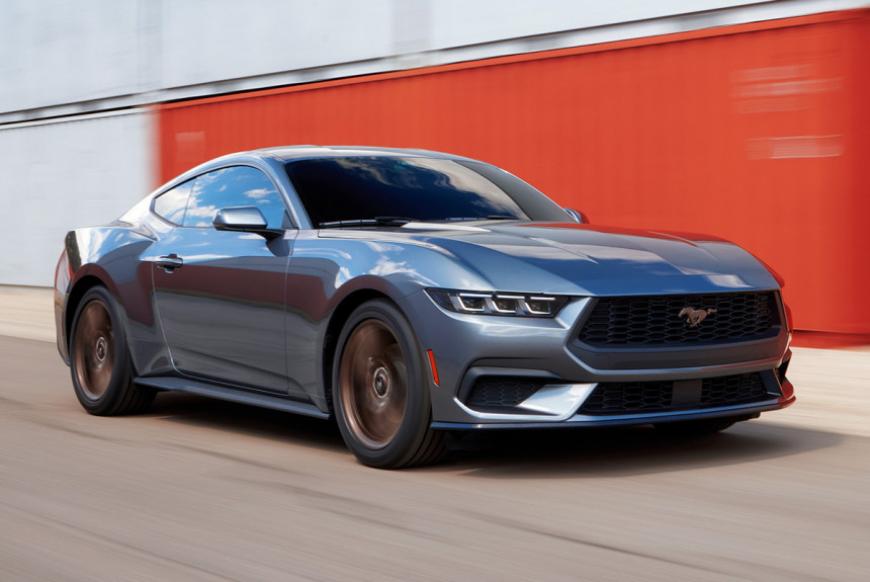 Новый FORD Mustang с более мощным мотором поступит в продажу в Европе в 2023 году