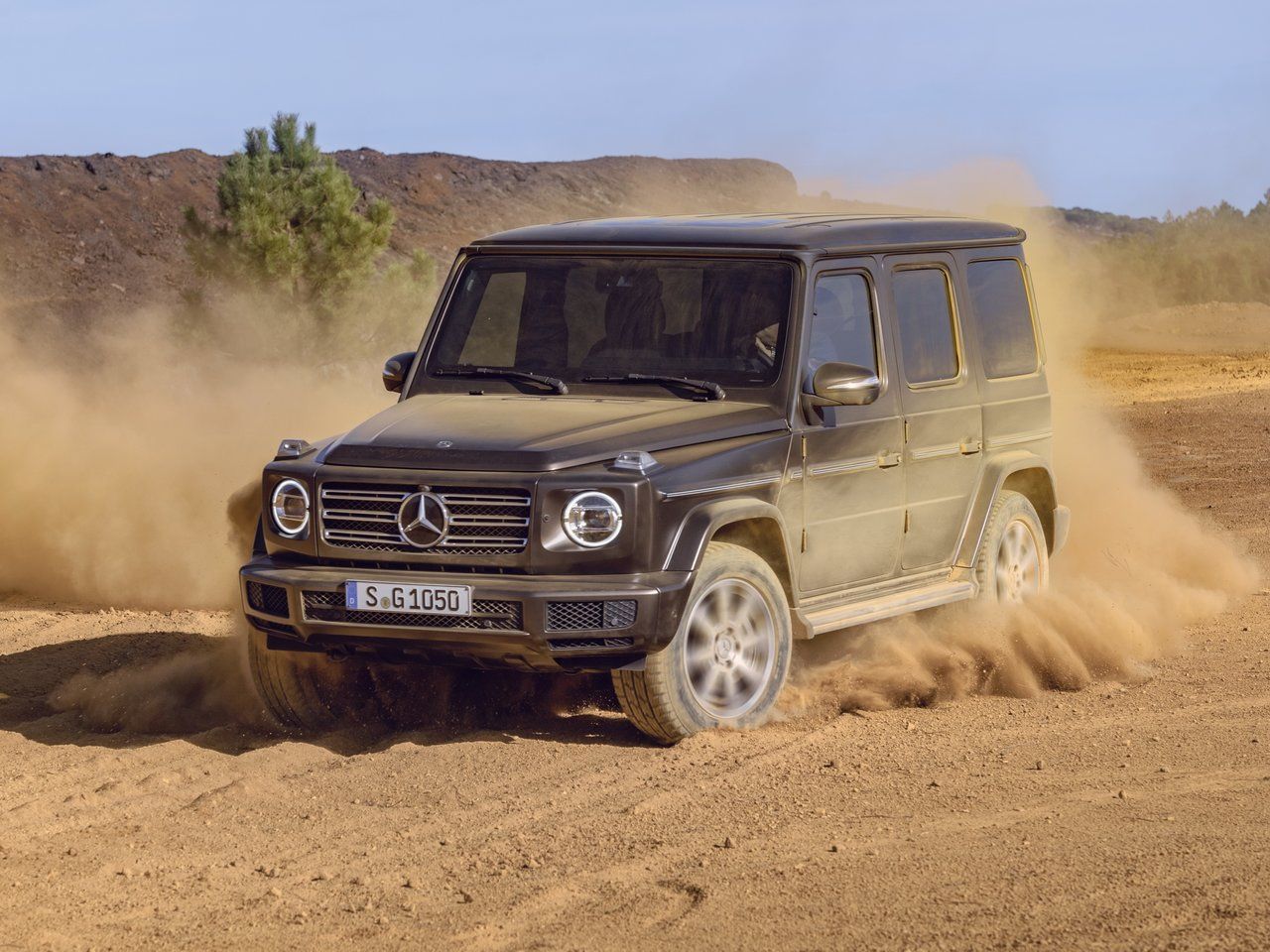 Mercedes Benz g class w464