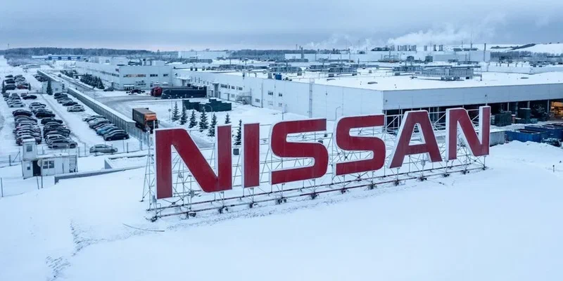 На бывшем автозаводе Nissan в Санкт-Петербурге в 2023 году выпустят до 10 тысяч автомашин Lada
