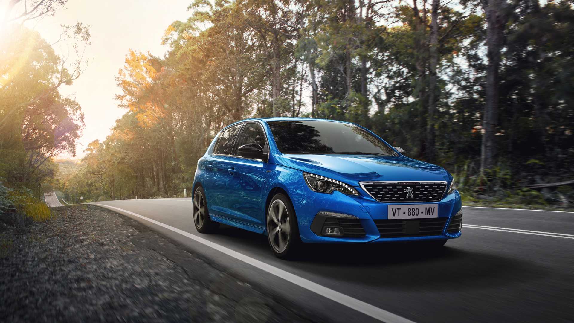 Peugeot 308 получил незначительное обновление